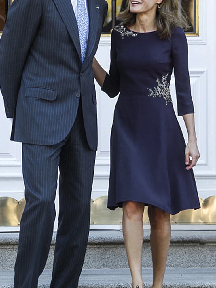 

Женское платье-миди с вышивкой, элегантное винтажное облегающее платье-миди с темно-синей вышивкой в стиле звезд, весна-осень