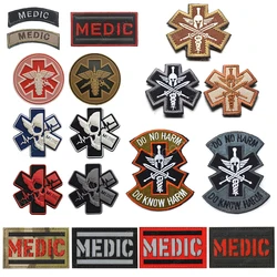 Embroidered Patches MEDIC MED Skull Tactical Military Patches PARAMEDIC Decorative Reflective Medical Embroidery Badges