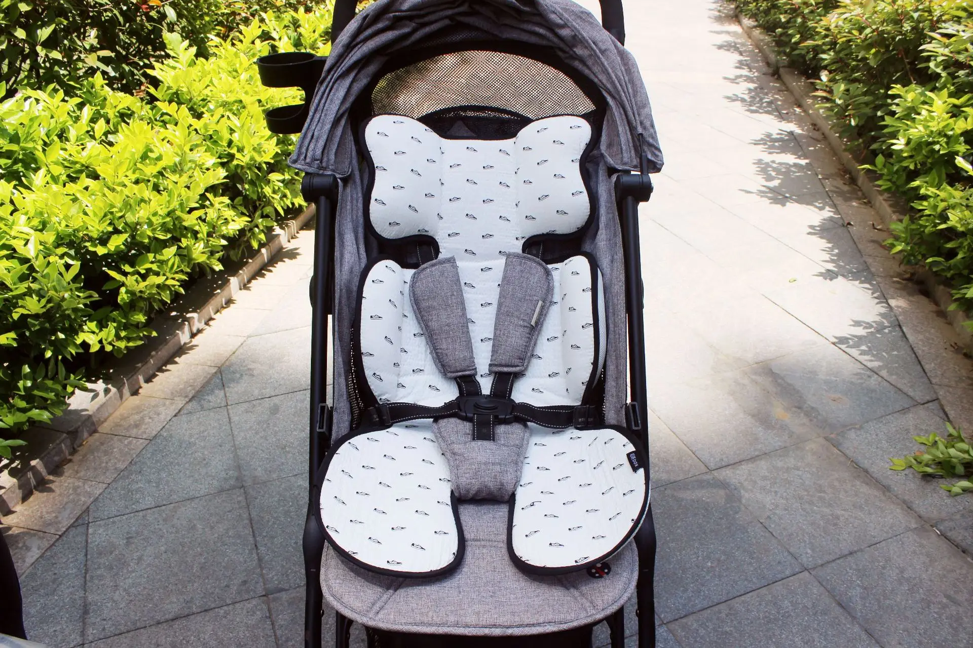 Description Picture 2 of itemBaby Car Seat Cushion Liner Travel Accessories Newborn Strollers Pad Baby Stroller Cushion Bebe Pram Mattress Strollers Cover