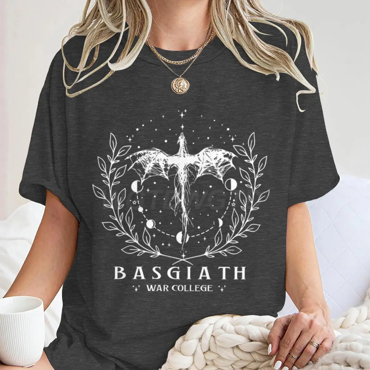 Basgiath War College 티셔츠 트렌디 드래곤 판타지 리더 Bookish Tshirt 세련된 여성 남성 그래픽 리딩 티셔츠