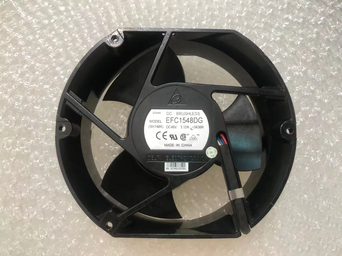 

Охлаждающий вентилятор для сервера Delta Electronics EFC1548DG 5K06R, постоянный ток 48 В, 3,12 А, 170x150x51 мм