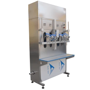 Riempitrice semiautomatica per bottiglie di succo di liquore di vino con timer digitale Riempitrice a 2/4 ugelli