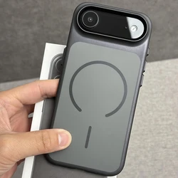 Sleek Metallic Magnetic Wireless Charger Phone Case - Ultra - Thin Matte Glossy Finish - iPhone 15 (Black)