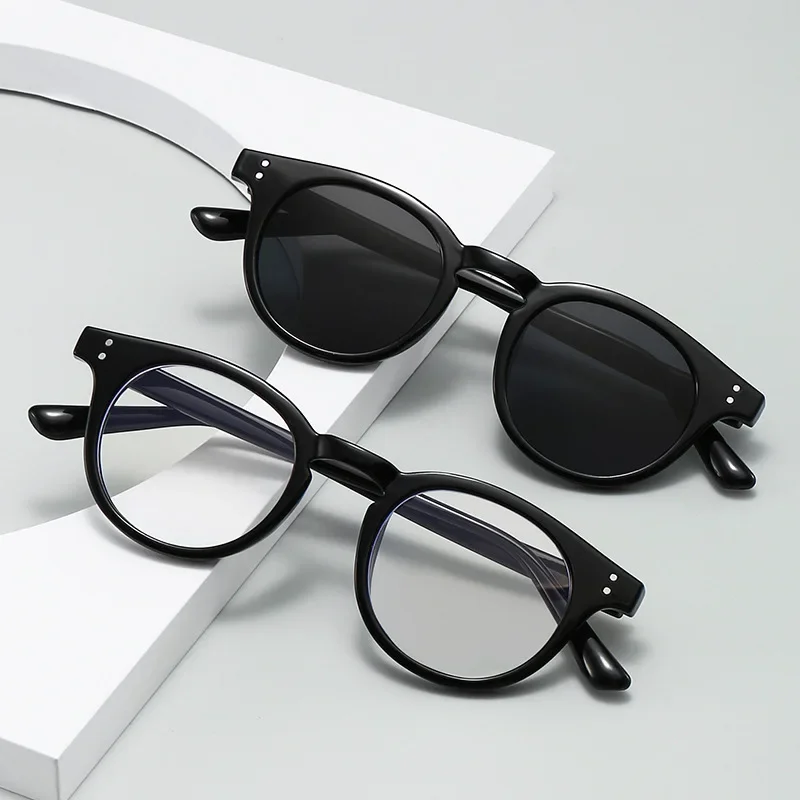 

New Retro Small Frame Round Rice Nail Sunglasses for Men and Women Korean Version of The Trend Street Sunglasses Net Red Glasses