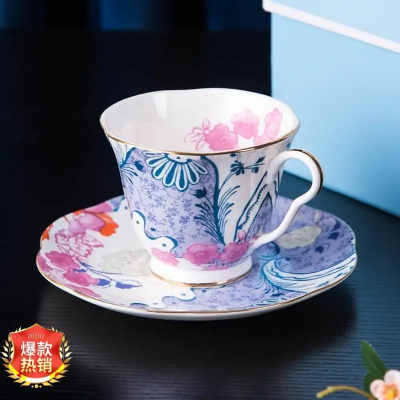 

Wedgwood flower dance butterfly blue powder cup plate exquisite and beautiful coffee cup bone china afternoon tea cup gift box