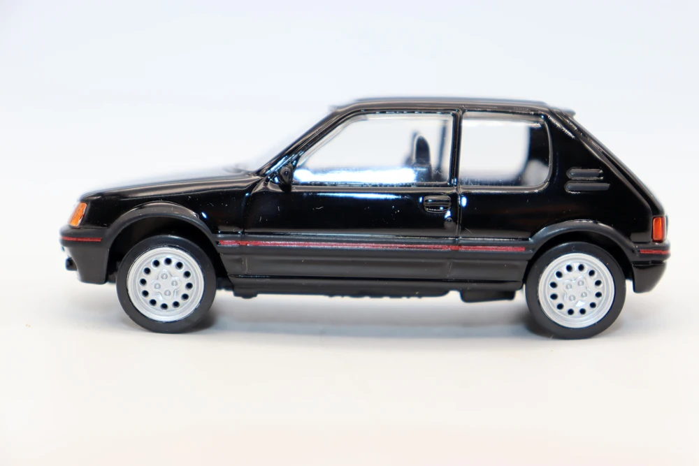 

Новые модели игрушечных автомобилей 1/43 GTI, литые под давлением, коллекционный подарок, 205