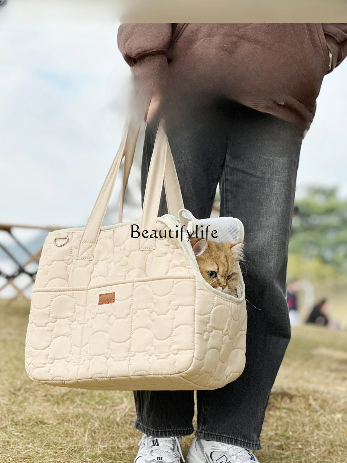 

Cat Bag Autumn and Winter Warm Travel Small Dog Outing Carry Bag Portable Shoulder Pet Bag Breathable