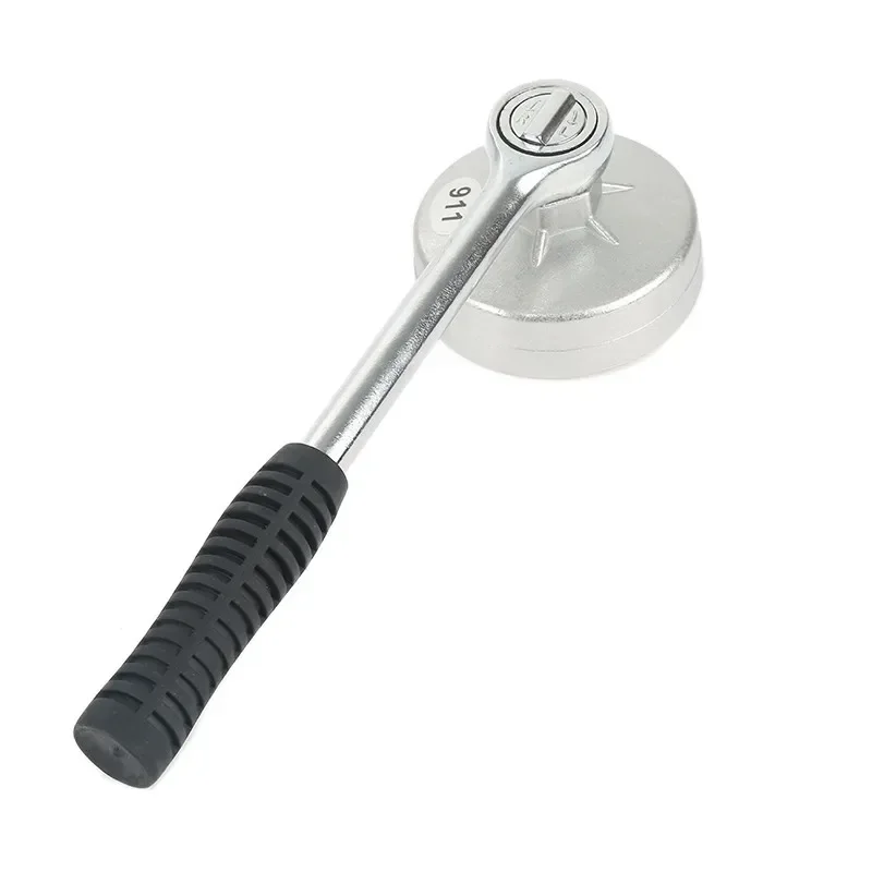 Рисунок 4 - Крышка масляного фильтра