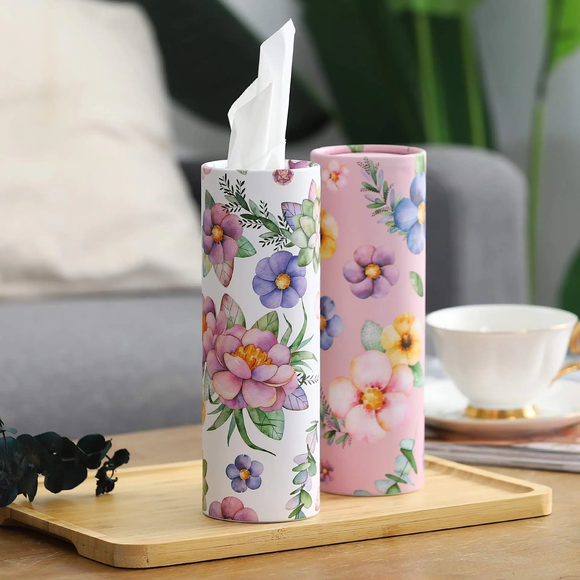 1Roll Flower Patterned Cylindrical Tissue Napkin Tissue Tube Handkerchief Paper Travel Tissue Tube Suitable for Cars and Homes