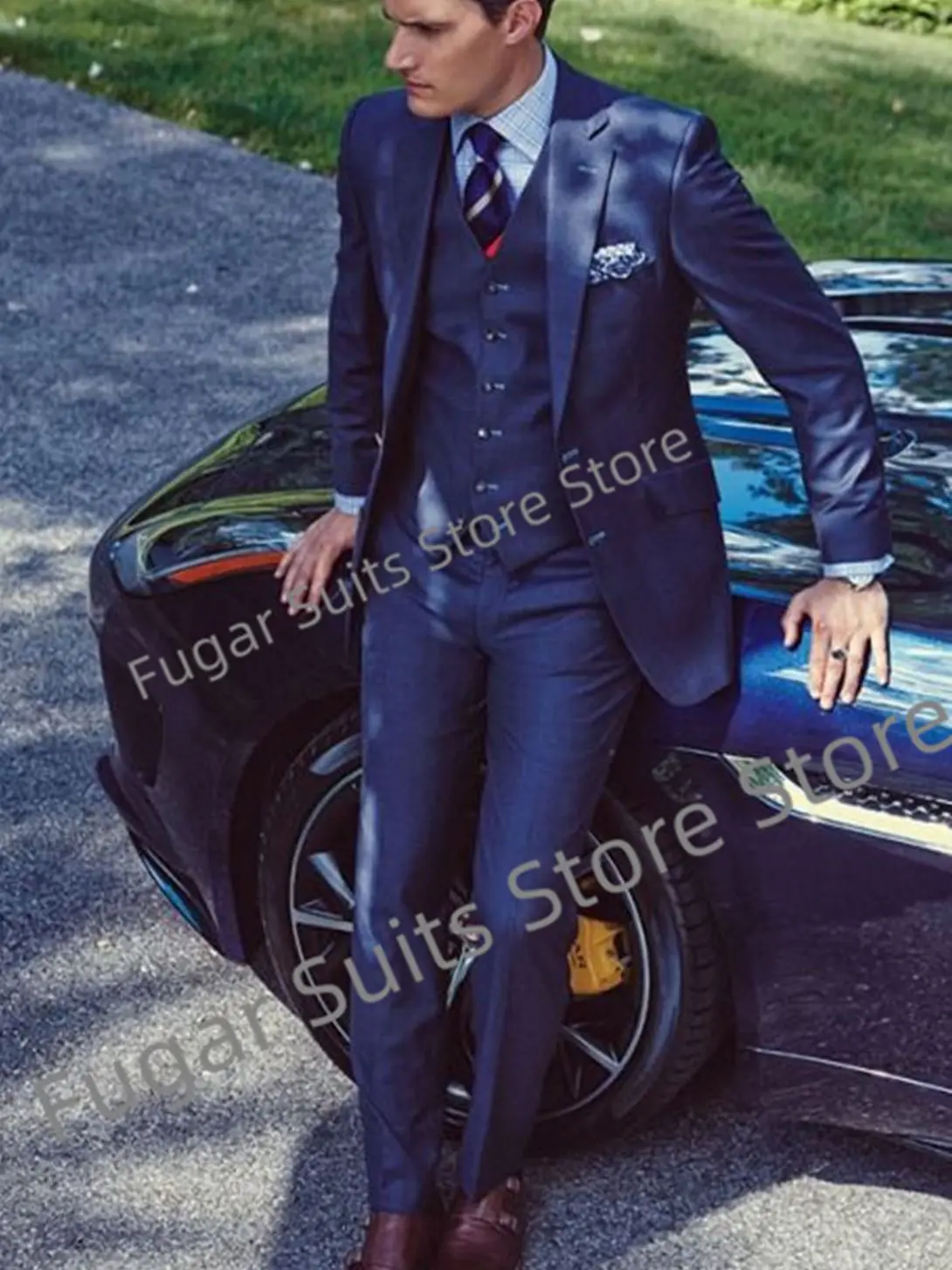 

Luxuly Business Navy Blue Wedding Men Suits Slim Fit Notched Lapel Groom Tuxedos 3 Pieces Sets Classic Male Blazer Costume Homme