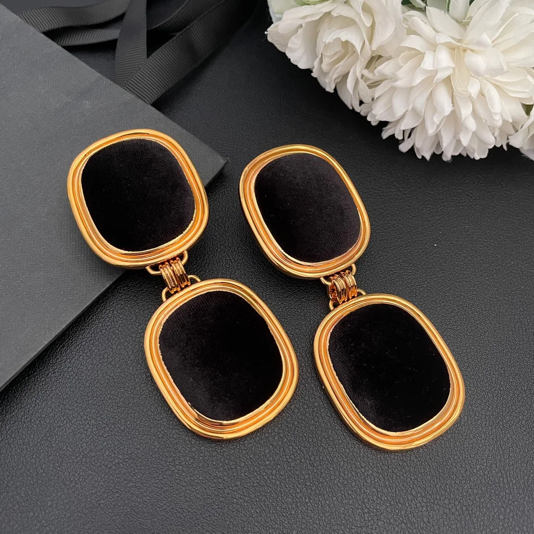 Earrings Retro Fashion Light Luxury Flannel Ear Clip For Women Aretes De Mujer Pendientes Boucle D’Oreille Orecchini Clip De