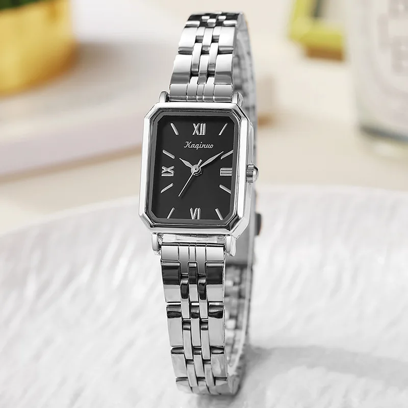 Women's watch - size comparison