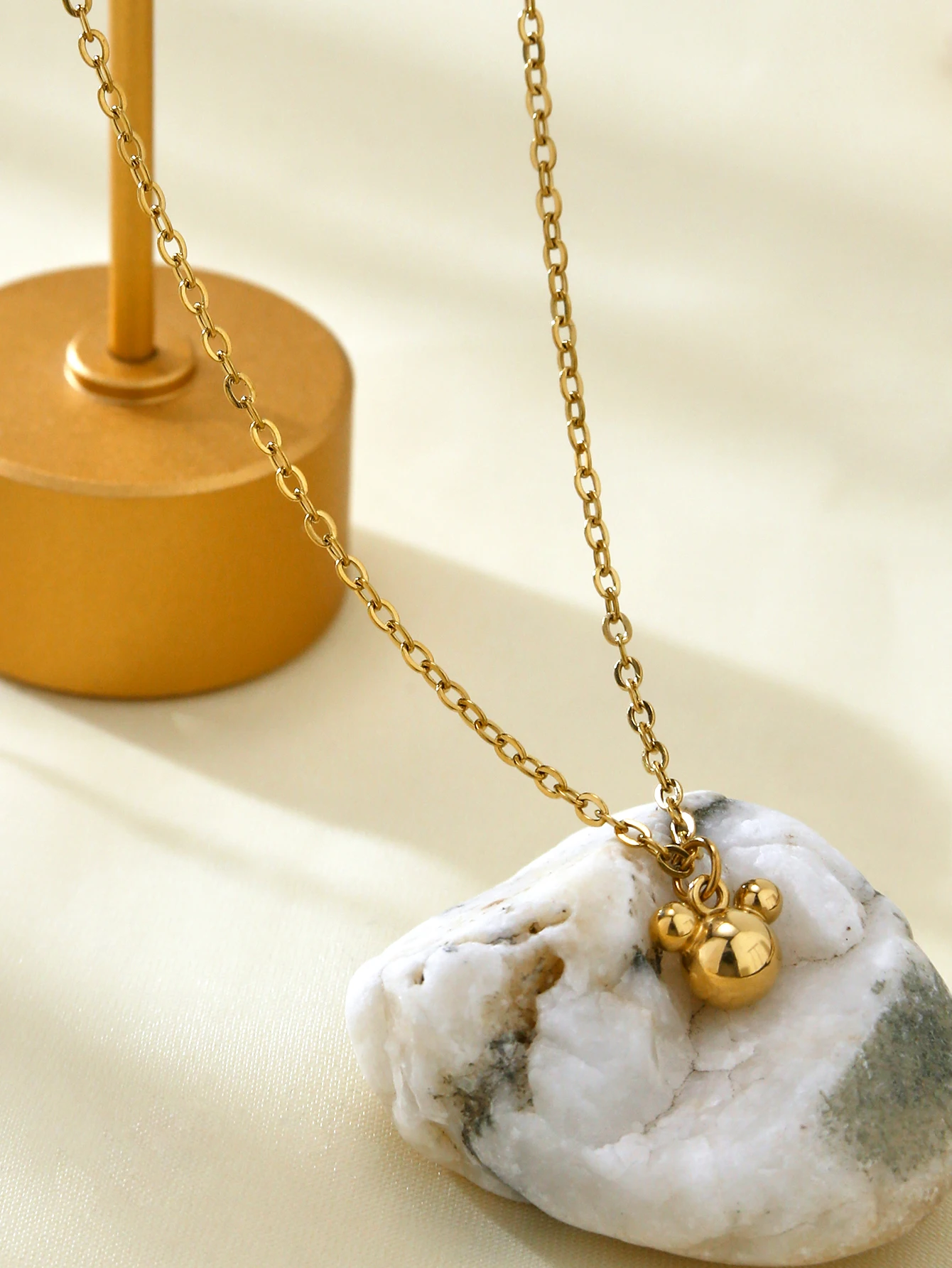 Moda personalidade simples bonito estilo y2k aço inoxidável 18k banhado a  ouro dos desenhos animados mickey mouse pingente colar jóias femininas -  AliExpress, image size:1340x1785