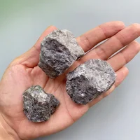 Cristaux de Yooperlite non raffinés, Pierre brute de Yooperlite, Pierres naturelles flamboyantes, Syénite avec Sodalite fluorescente 2