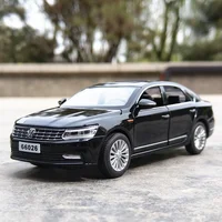 1:32 Passat Alloy Muscle Car Model Sound and Light Pull Back Children's Toy Collectibles Birthday gift 2