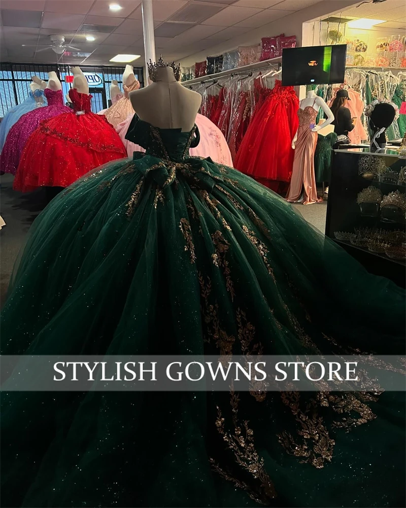 Emerald Green Off The Shoulder Sequin Quinceanera Dress Bead Appliques Birthday Luxury Dress Bow Graduation Gown Customized