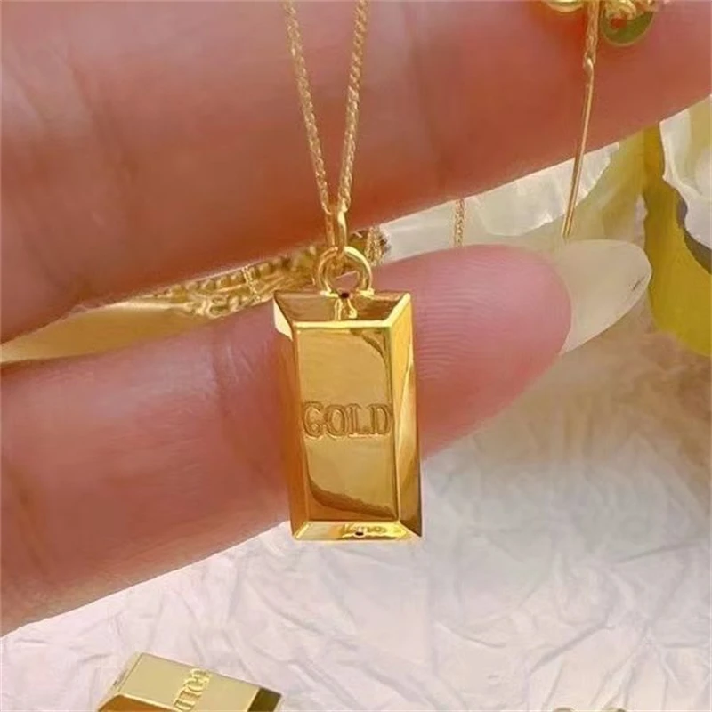 18金 /Au750 ペンダント 本物の AU750 リアルゴールド 18 K ビーリッチレンガペンダント