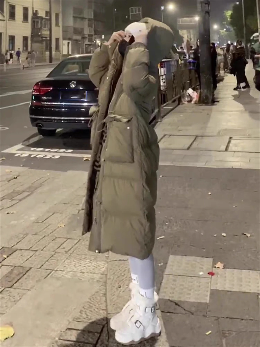 Design Style Chinese Trend Hooded Down Jacket for Women's Winter Wear New Loose Knee Length 90 White Duck Down Jacket 2023