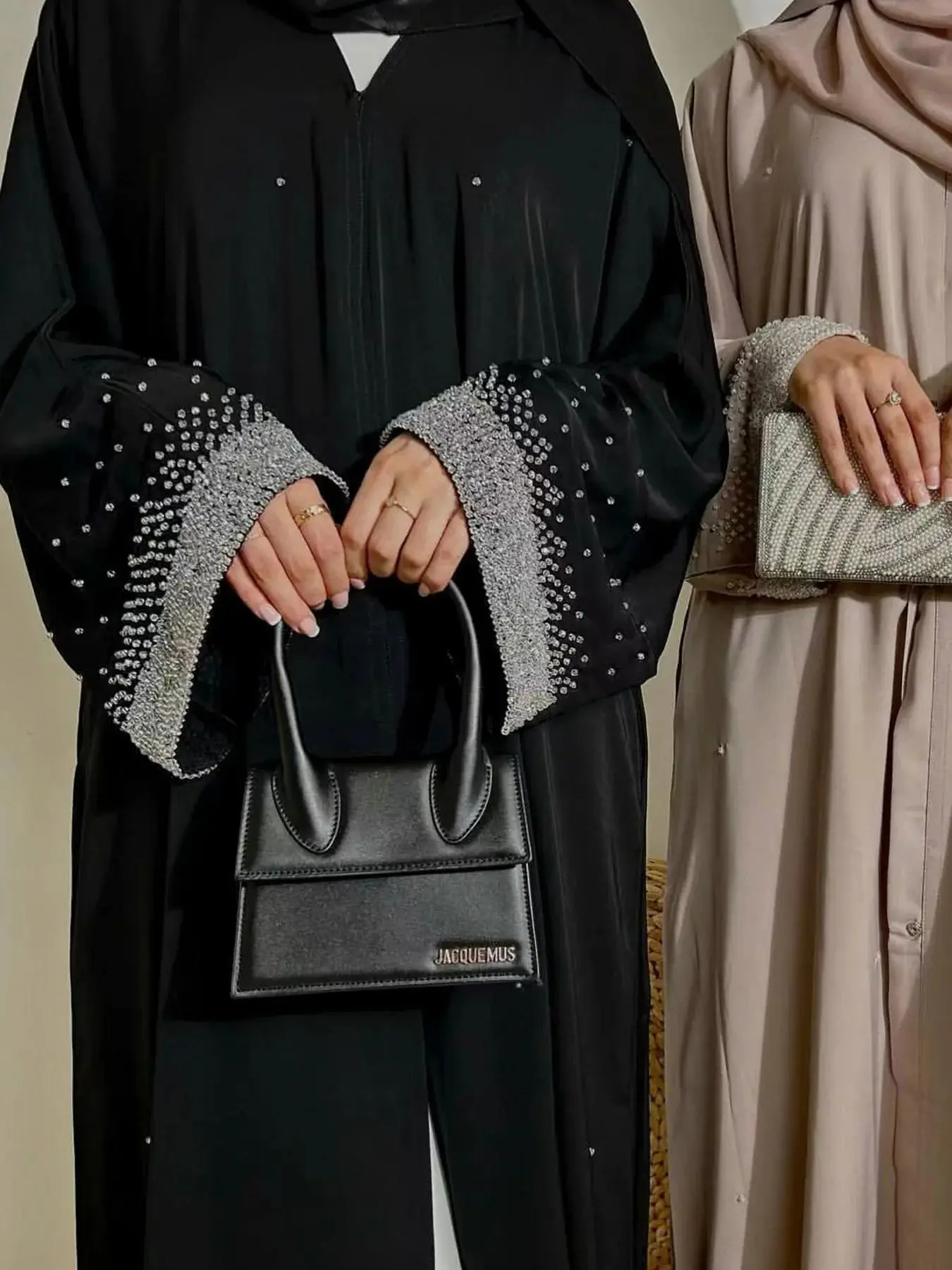 Fashion Ethnic Abayas For Muslim Female Solid Embroidery Beading Full Sleeve V-Neck Tunic Robe Morocco Dubai Clothing