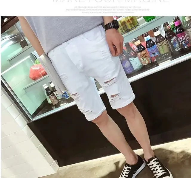 2023 New Men's Denim Shorts Ripped Five Quarter Pants Trend Korean Version Slim Mid-length Pants Summer Thin Style Loose Jeans