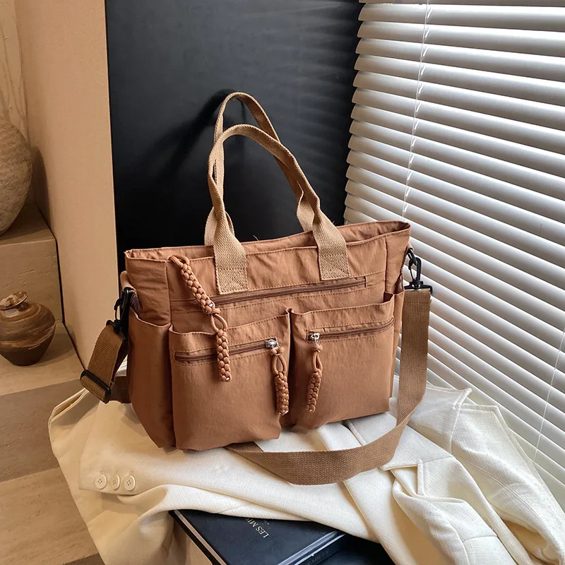 حقيبة سعة كبيرة