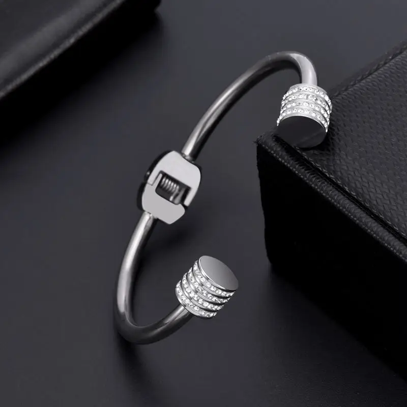 

New Fashion Stainless Steel Open Men Women Cuff Crystal Bangles Classic Mesh Surface Charm OL Bracelets Jewelry Gift
