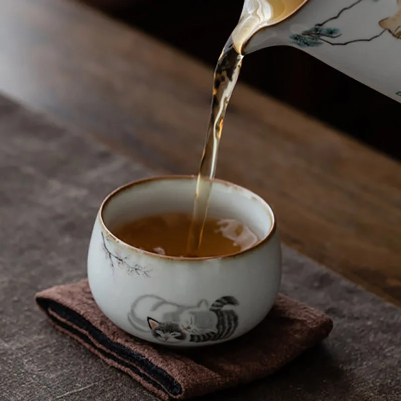 Ru Kiln Lovely Cat Ceramic Porcelain Teacup Teaware Ceremony Set Chinese Kung Fu Tea Cup Drinkware Office Master Cup Gifts 95 ml