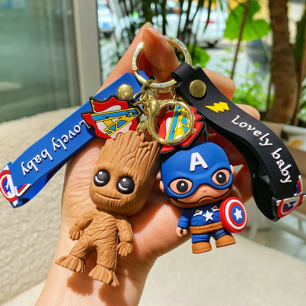 

The Avengers Keychain Disney Anime Cute Iron Man Hulk Captain America Silicone Figure Keyring Schoolbag Pendent Toy Kid's Gifts