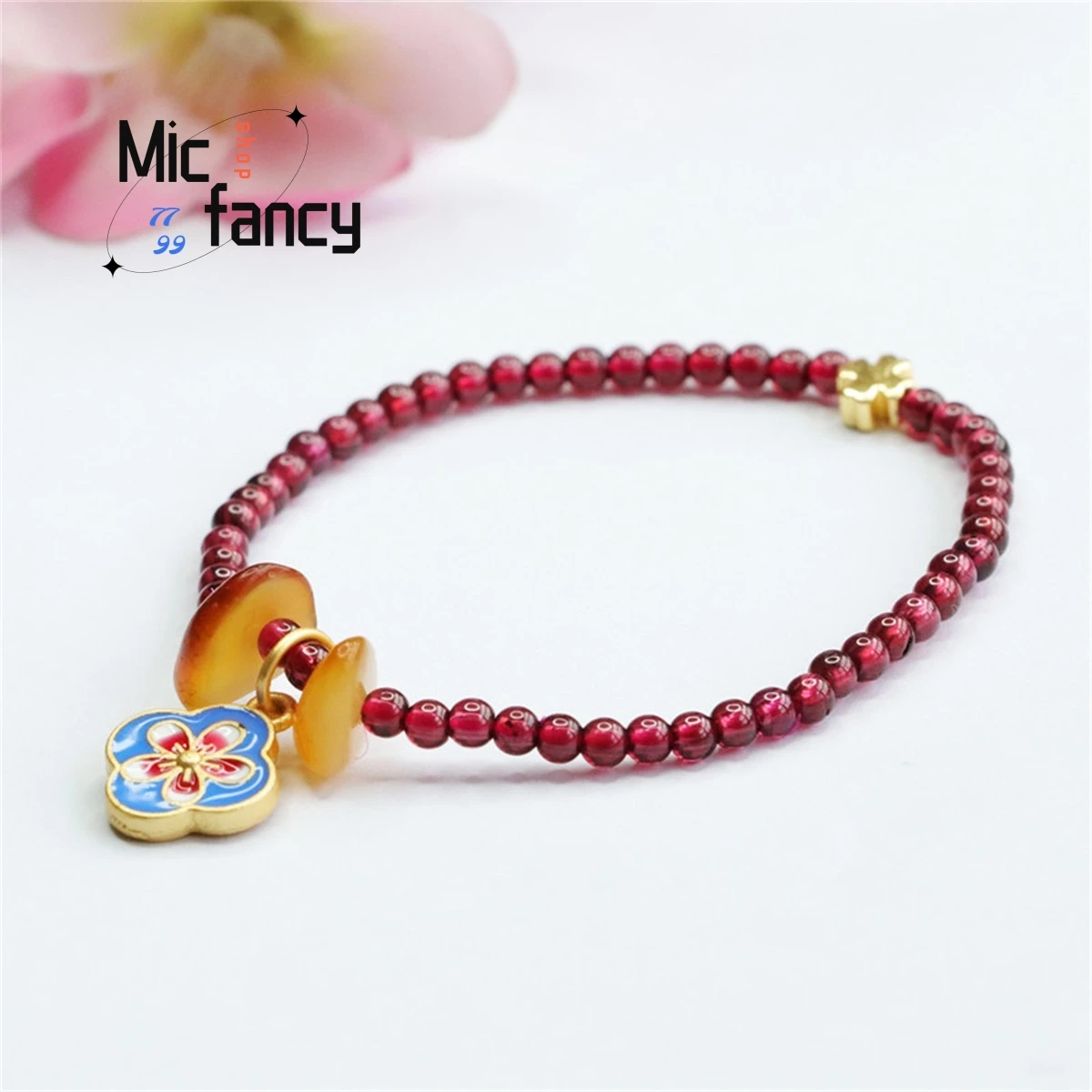 

Natural Garnet Ancient Crystal Peach Blossom Bracelet Simple Elegant Retro Women Style Charm Fashion Fine Jewelry Holiday Gift