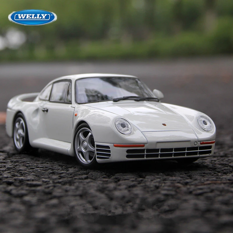 Welly 24043 - Modellino Pressofuso PORSCHE 911 TURBO 3.0 Del 1974 In Scala 1/24 - Argento