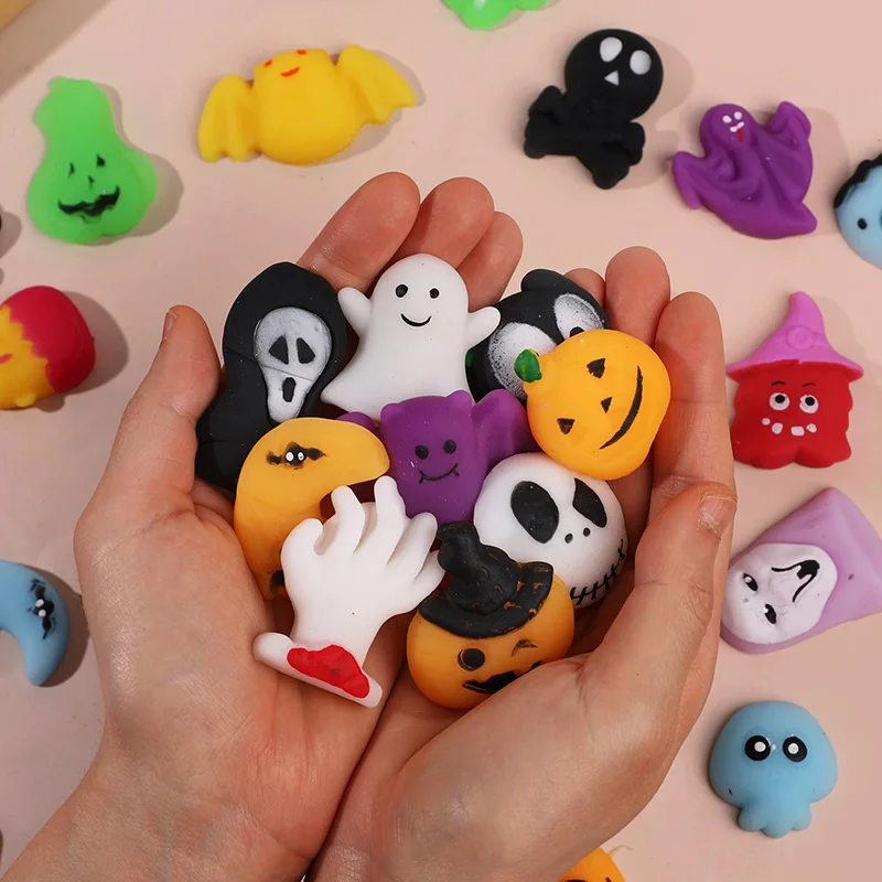50 Stück Halloween Mochi Squishy Spielzeug Geschenke Kinder Halloween Partygeschenke Süßes oder Saures Goodie Bag Kürbis Eimer Füllstoff Schulpreis – Detail 5