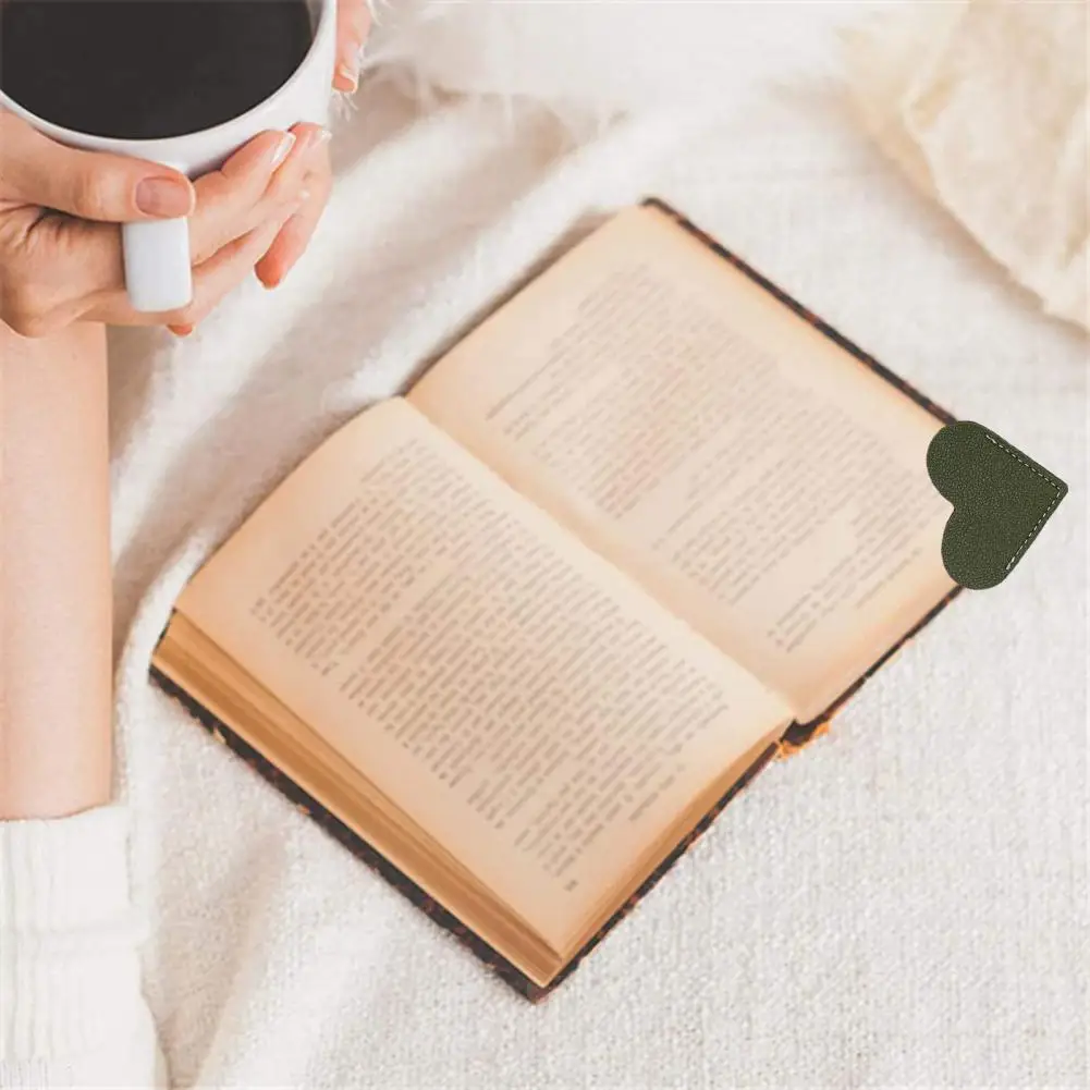 

Винтажная Закладка для книг ручной работы, закладки в форме сердца из искусственной кожи, износостойкие декоративные уголки с тонкой текстурой