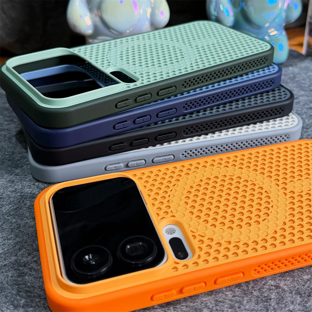 Magnetic Honeycomb Cooling Wireless Charging Breathable Shockproof Case