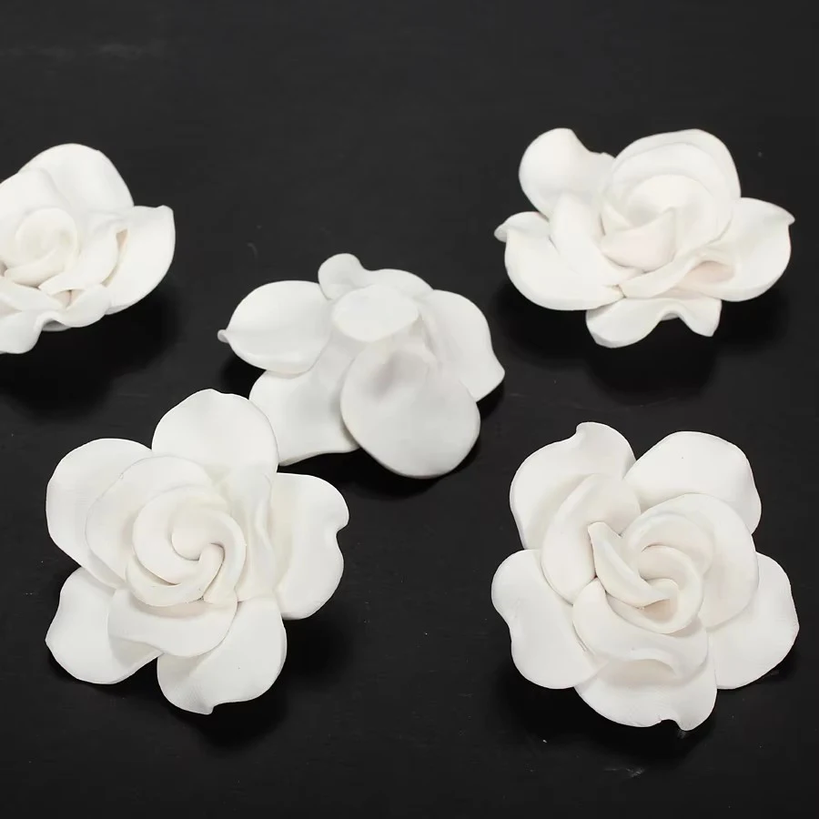 5 teile/lose 50mm 3D Große Große Handgemachte Polymer Clay Weiße Rose Blume Zubehör Diy Hochzeit Braut Schmuck Kleid Dekoration