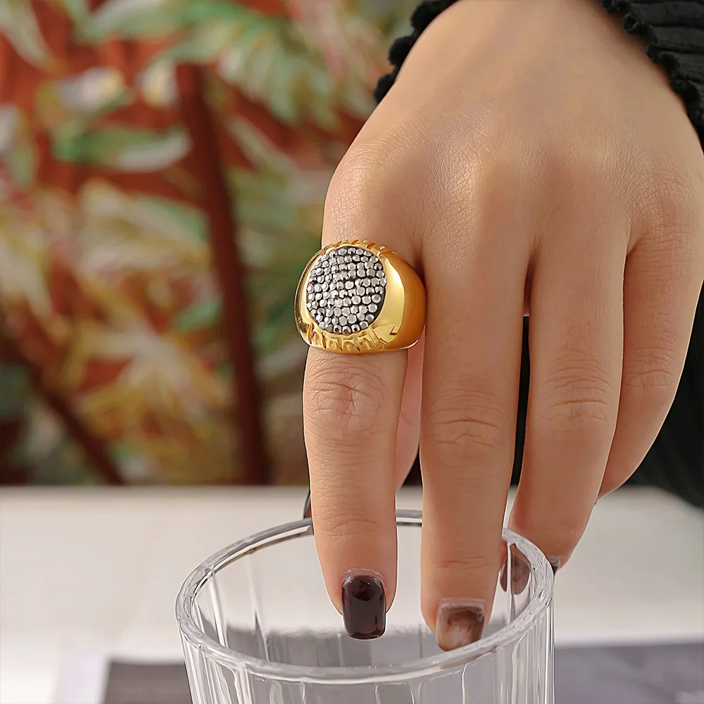Strass lucidi di lusso Bellissimi anelli per le donne Anello in acciaio inossidabile impermeabile placcato oro Esagera il regalo dei gioielli con le dita - immagine 3
