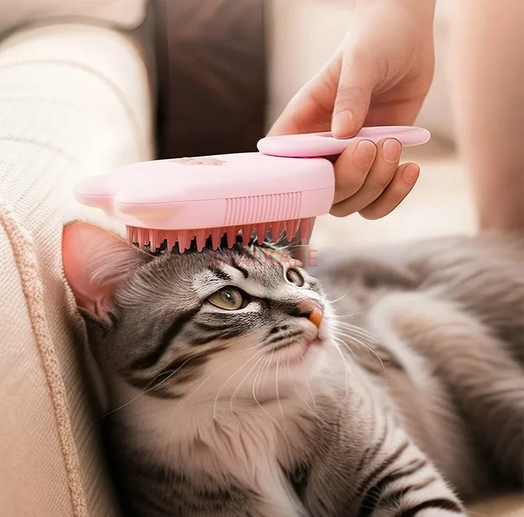 Pet spray massage comb steam hair brush cat hair cleaner cat dog to float bath free comb