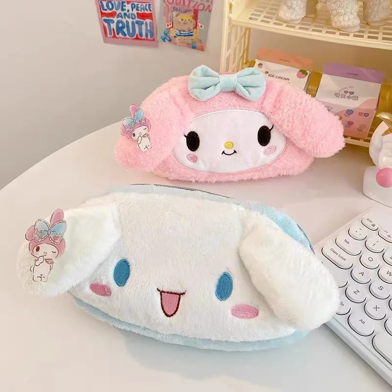 Kuromi Melody Cinnamoroll 연필 주머니 대용량 펜 케이스 귀여운 플러시 화장품 가방 소녀 학생 용품 편지지