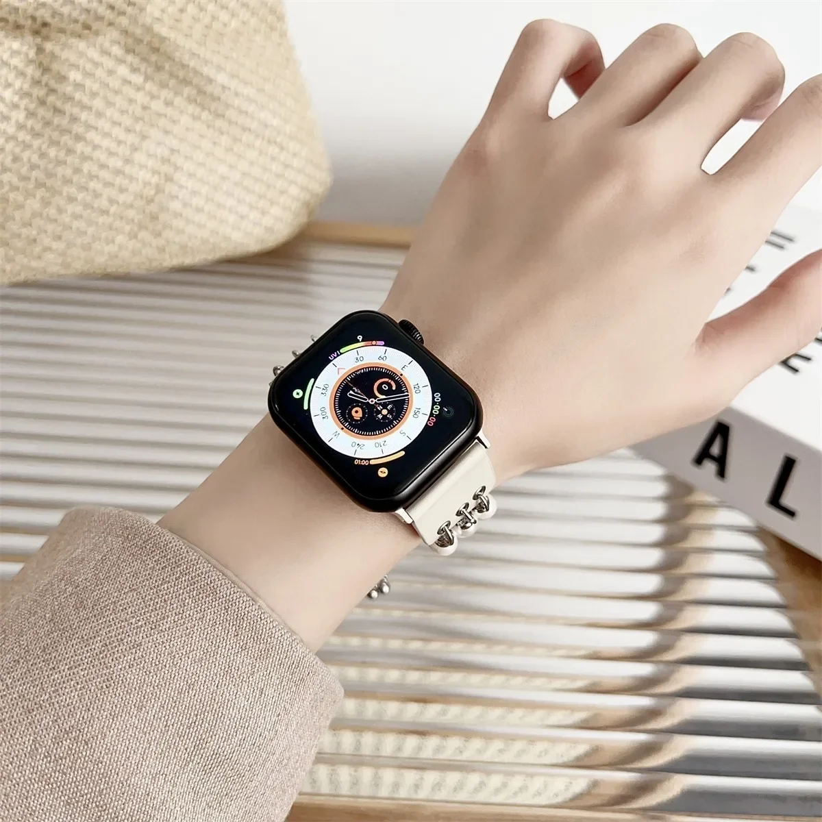 Kellarihm iWatchi jaoks 42/44/45/46/49mm 38/40/41mm metallist moodne kellarihm kellaseeria Ultra2 jaoks 10/9/8/7/6/5/4/3/2/1_voghion.com