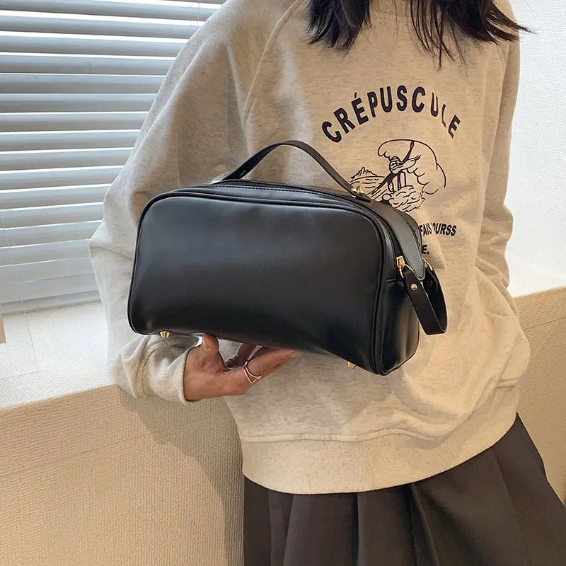 Portable Large Capacity Makeup Bag Multifunctional Portable Handheld Toiletries Bag Simple Style Women's Cosmetics Storage Bag