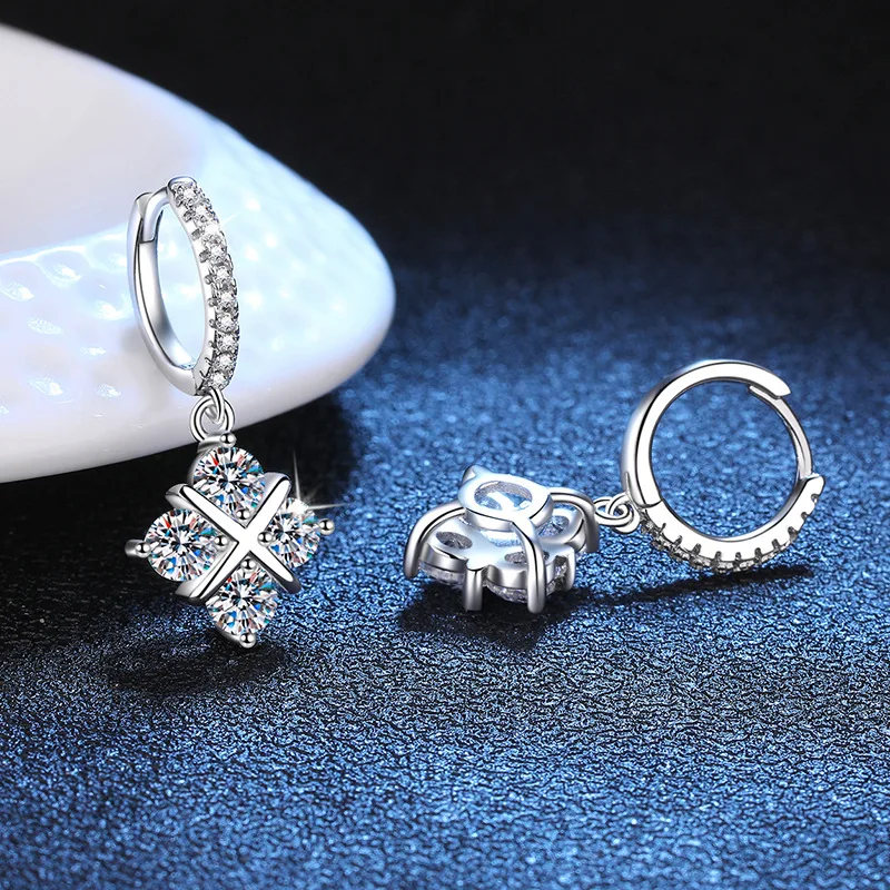 Orecchini A Cerchio In Moissanite 1,6 Cttw Colore D VVS1, Argento 925 Con Certificato GRA