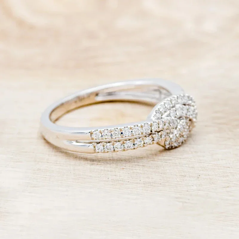 Silver Ring Silver Color Knot Rings for Women Luxury Inlaid Cubic Zirconia Newly Wedding Fashion Female Accessory Trend Jewelry