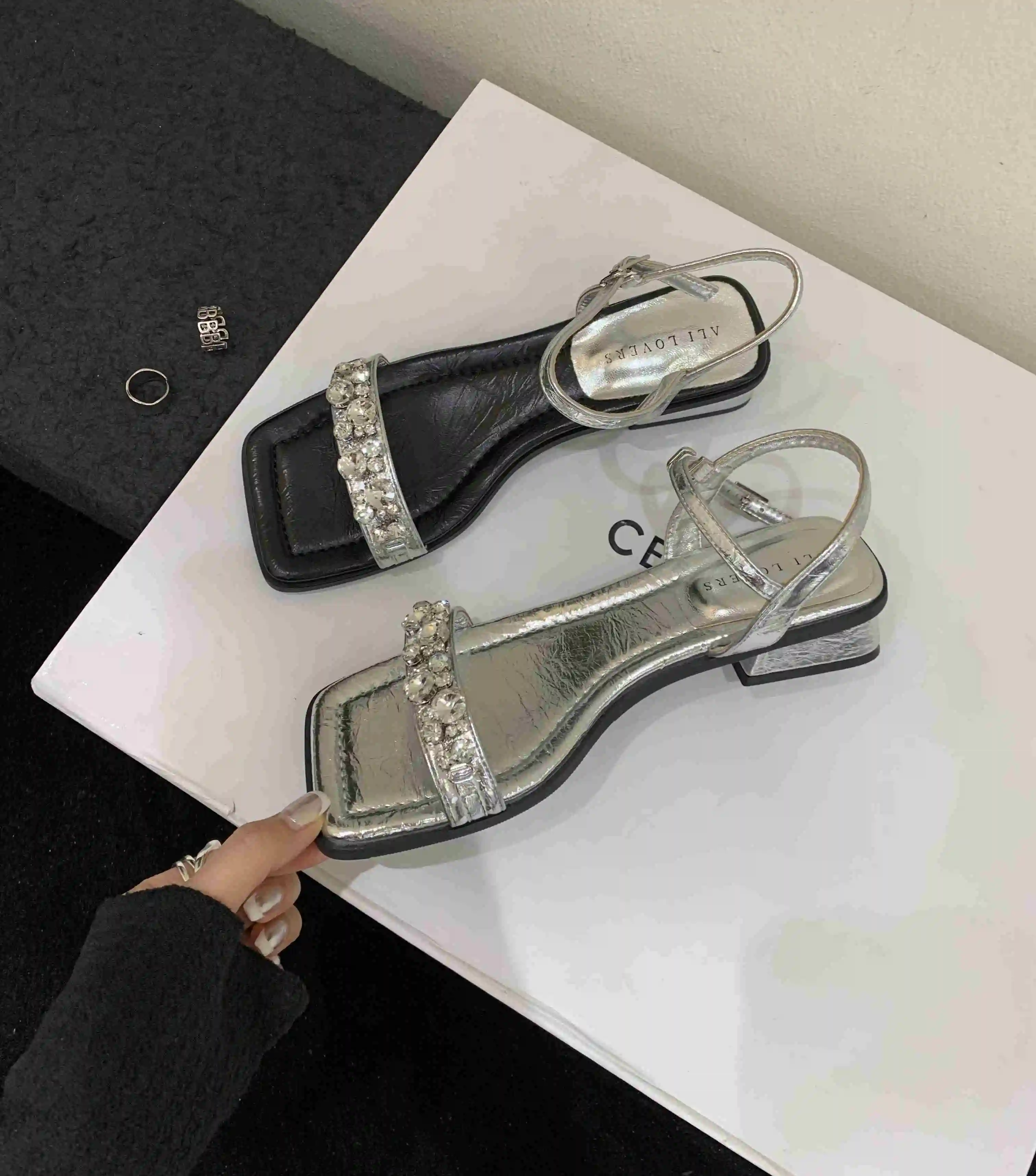 Women's Strappy Open Toe Rhinestone Low Block Chunky Heels Sandals Ankle Buckle Heeled Sandals  for Party Dress