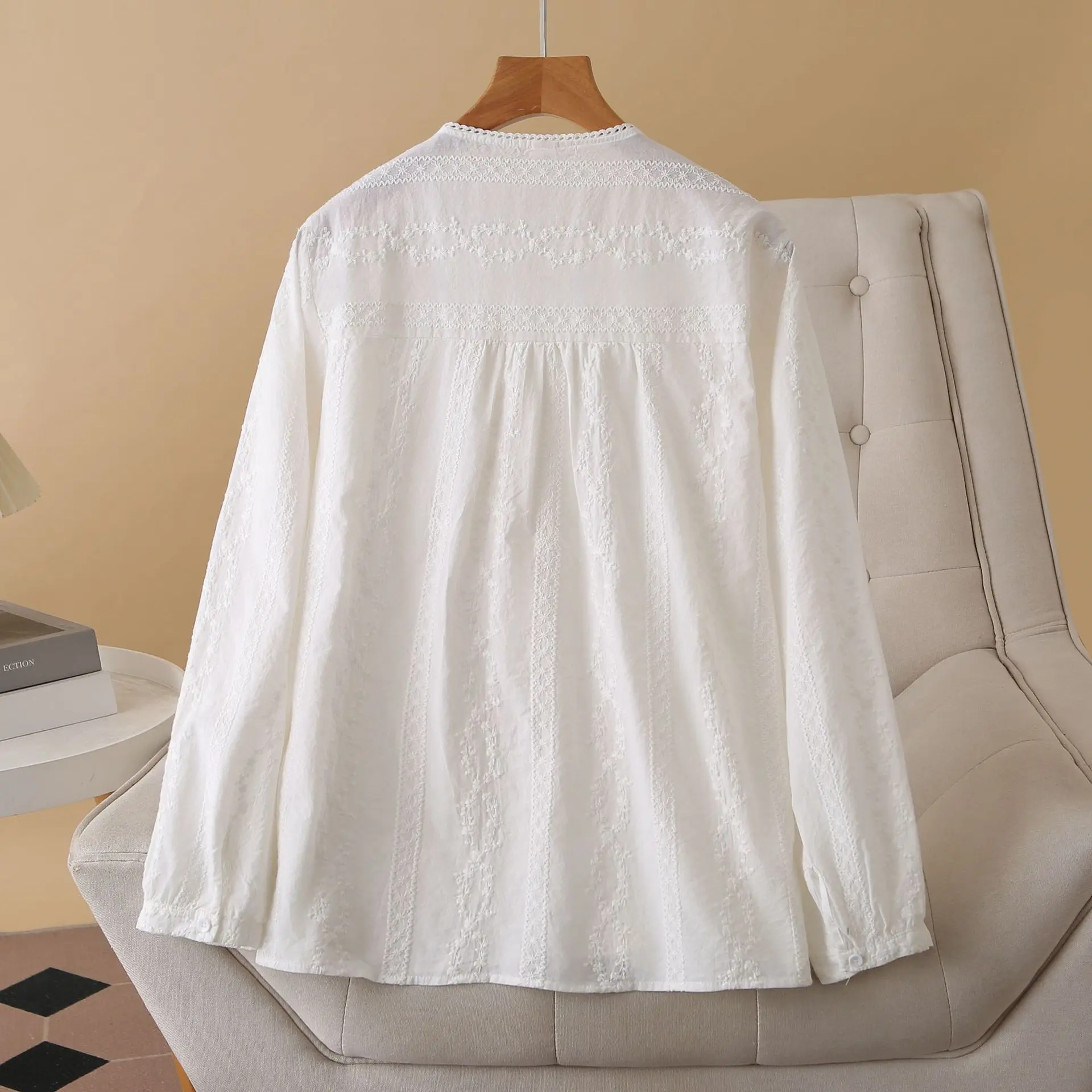 Fashion Plus Size Women's Blouses Autumn New Style Jacquard Embroidery Cotton Long Sleeve Shirt 9679