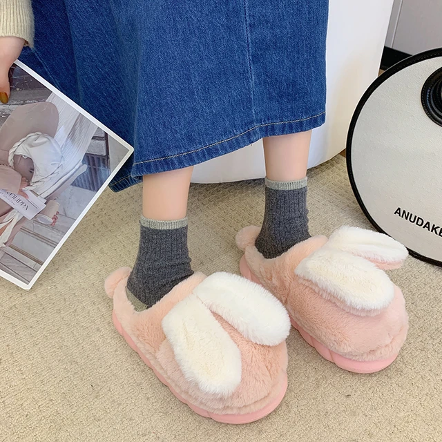 Stay Cozy and Stylish with the 2022 NEW Design Women Winter Furry Slippers Rabbit Ears Couple House Shoes