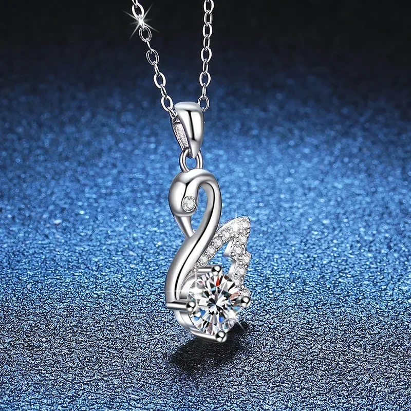 S925 Sterling Silver Moissanite Pendant Necklace for Women,1 Carat