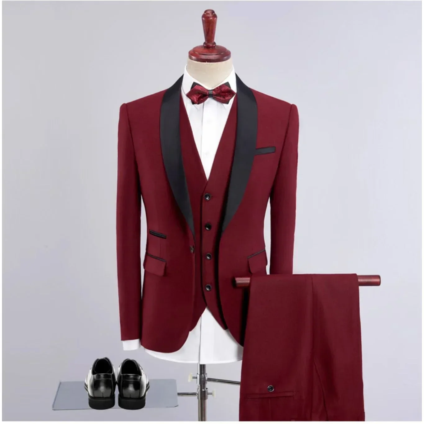 thumbnail image 1 of Traje ajustado para hombre, 3 piezas, chaqueta, chaleco, pantalones, esmoquin de boda para hombre, traje formal para boda, padrinos de boda, baile de graduación, cena, trajes de negocios, 1 of 5