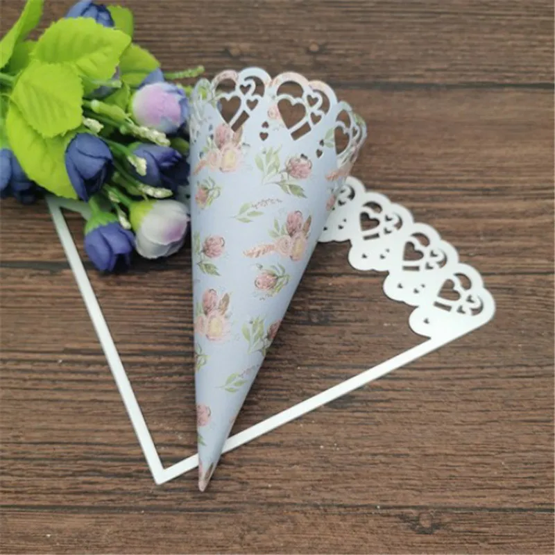 

Love Ice Cream Metal Cut Dies Stencils for Scrapbooking Stamp/Photo Album Decorative Embossing DIY Paper Cards