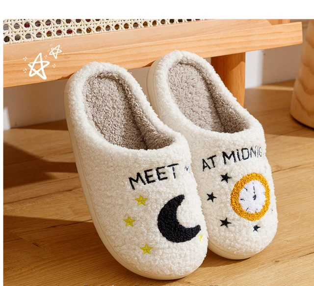 Christmas Elk Slippers For Women And Men Fuzzy Fluffy Slippers Warm Cozy  House Slippers Slip-on Indoor Outdoor Slippers - Walmart.com