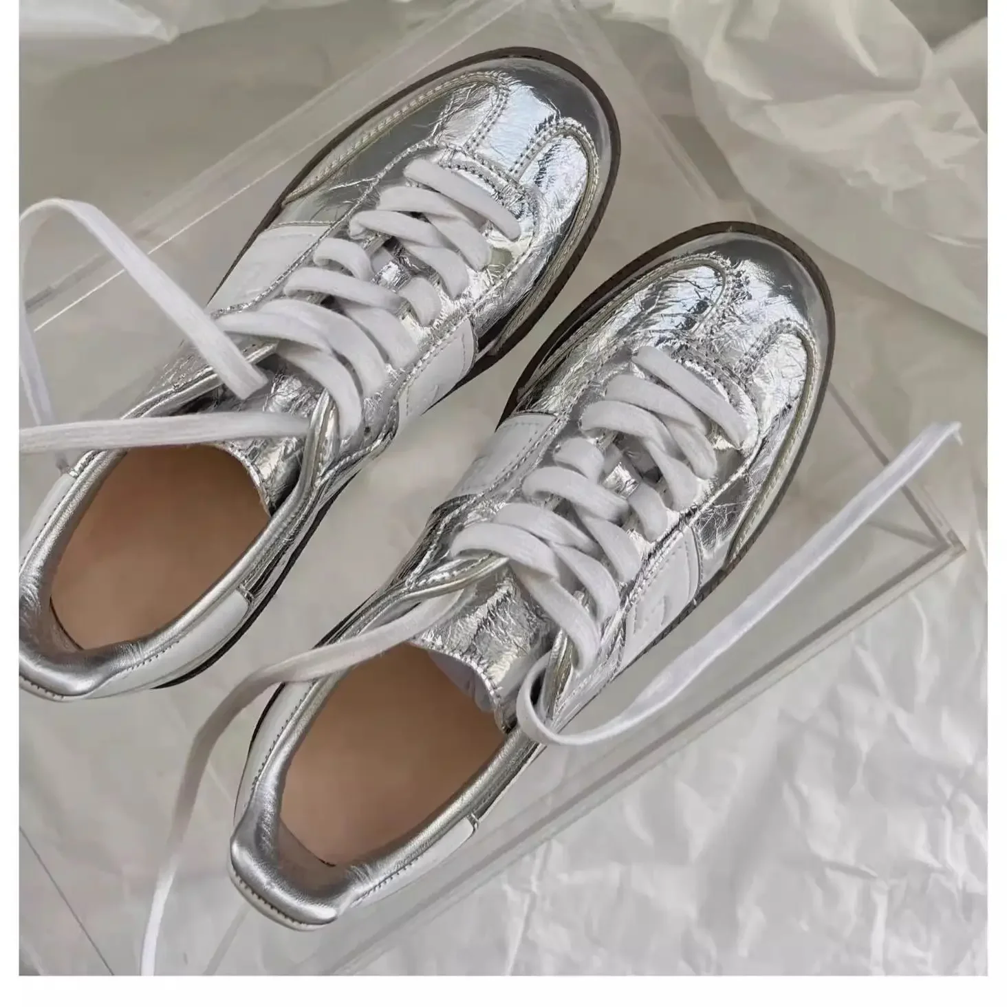 Calzature da donna Sneakers sportive con lacci Scarpe argento da donna Designer atletico Lusso Moda estetica di alta qualà 2025 A Y2k  322