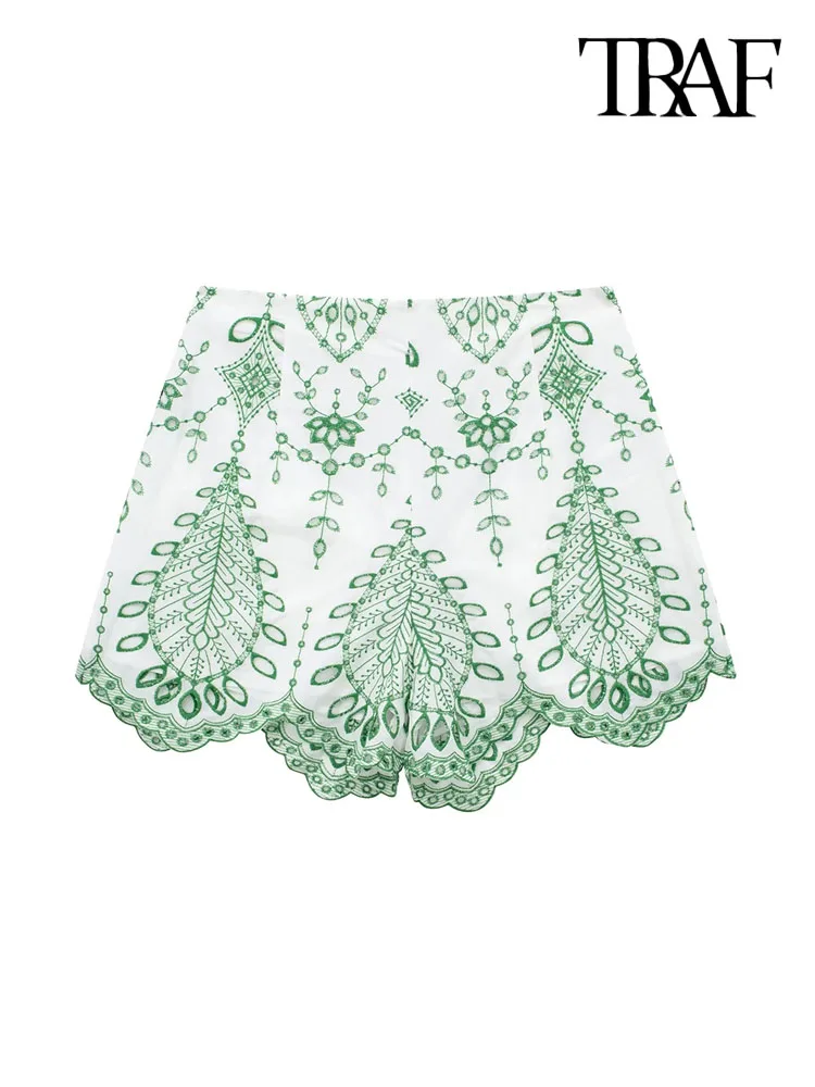 

TRAF Women Fashion Contrast Cutwork Embroidery Shorts Vintage Mid Waist Side Zipper Female Short Pants Mujer